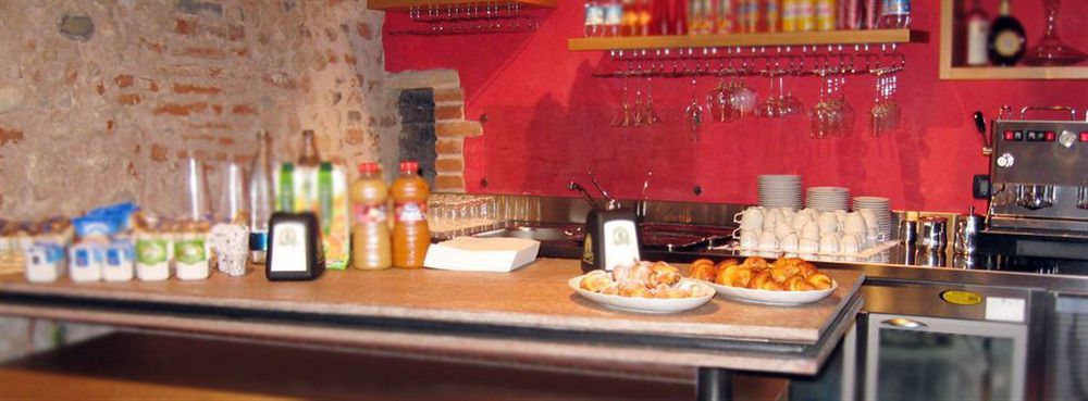 Hotel Palazzo Di Mezzo Carrù Dış mekan fotoğraf