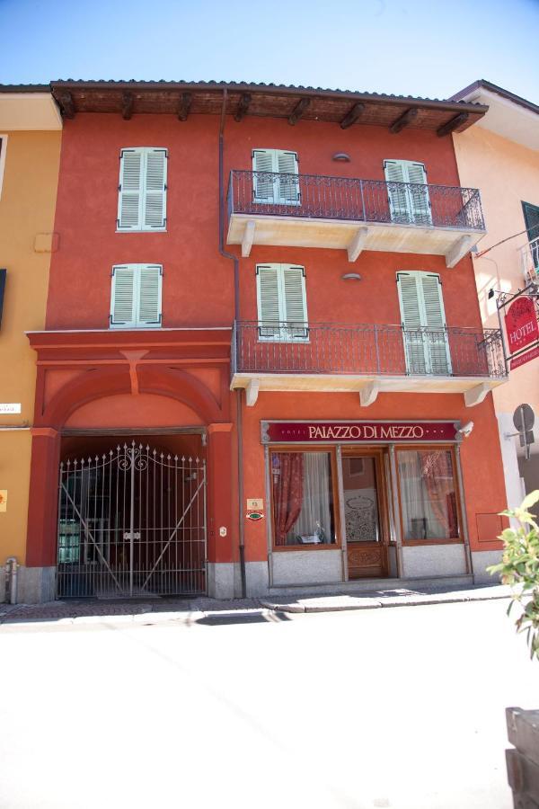 Hotel Palazzo Di Mezzo Carrù Dış mekan fotoğraf